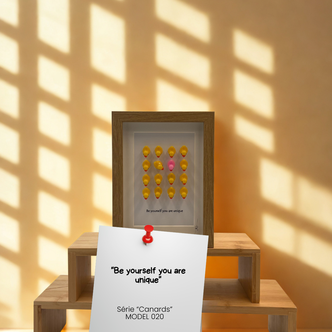 CANARDS MODEL 020 "Be yourself you are unique"
Model 020 – Image 1